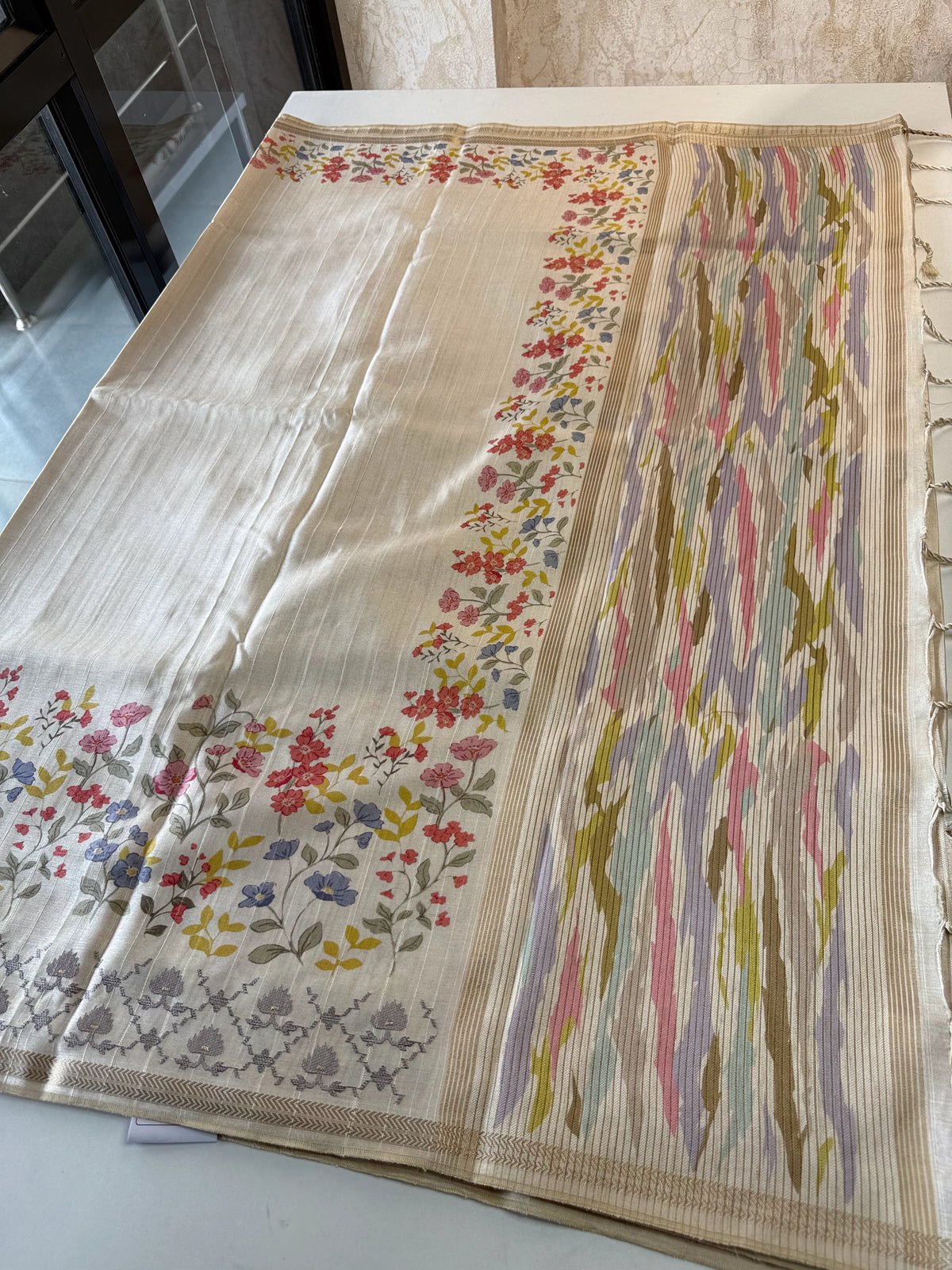 Semi Tussar Silk Saree /MD376