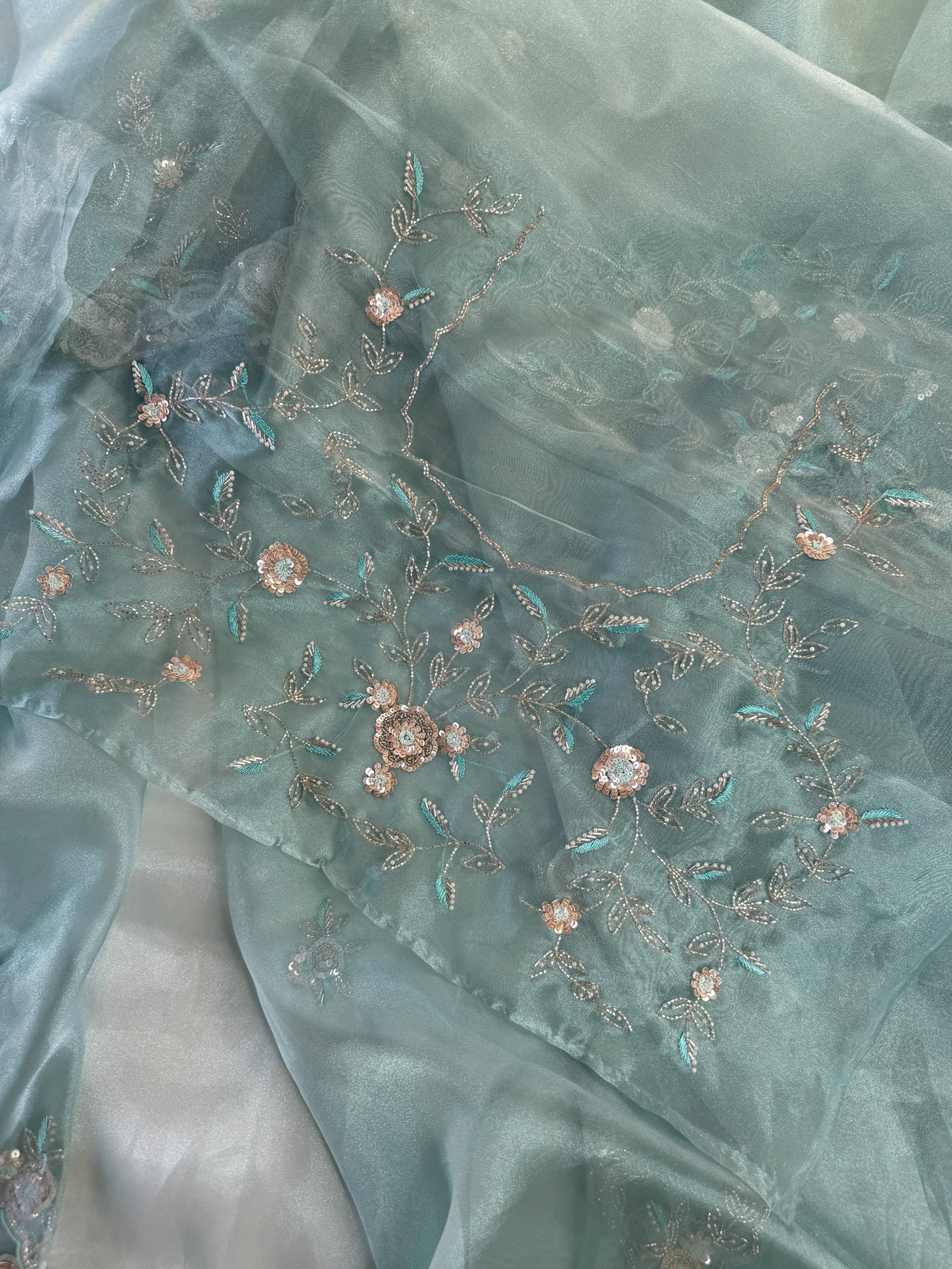 Glass organza Saree/AP810
