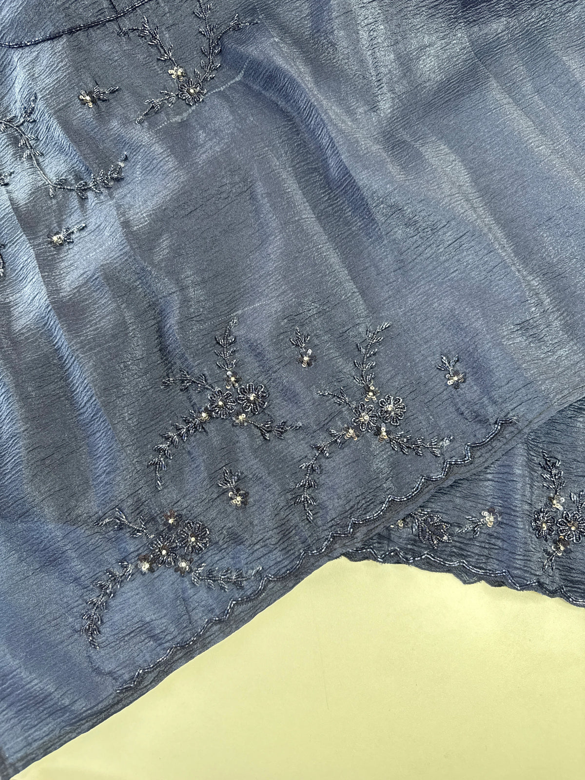 Crushed crape saree/HW324