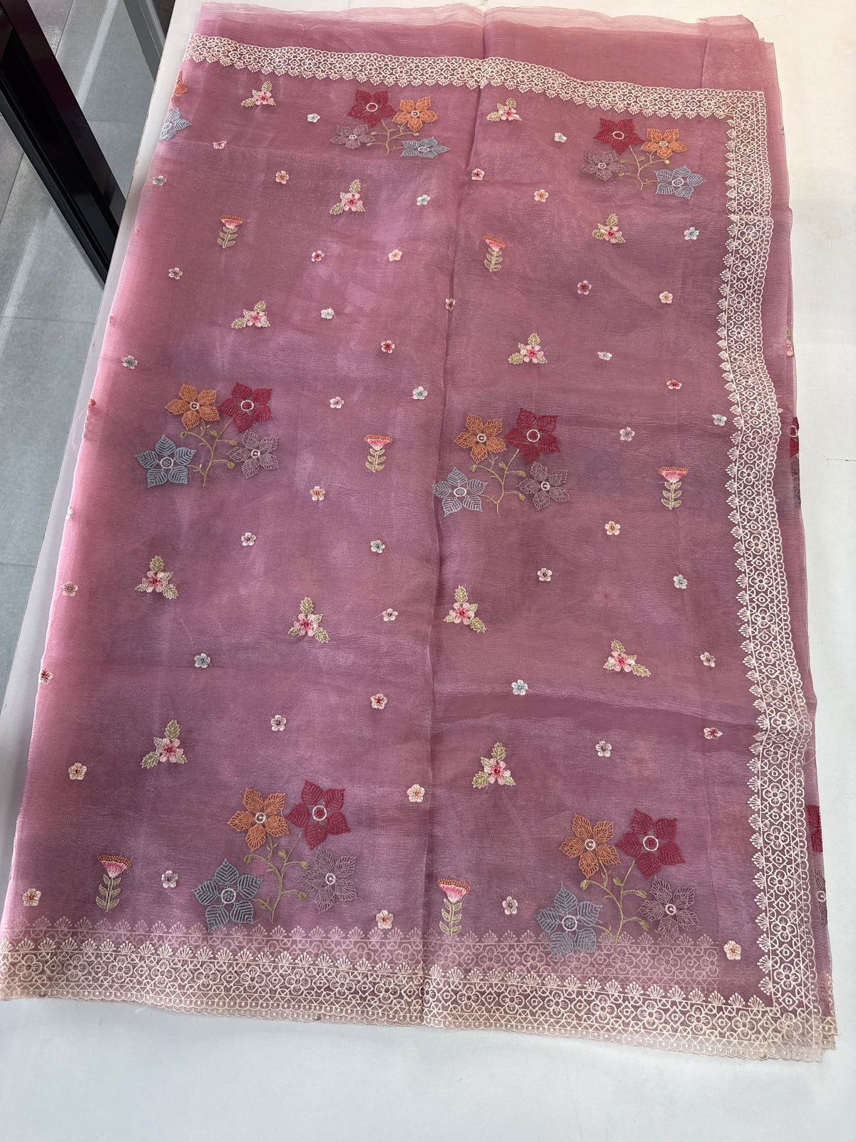 Crushed Tissue Saree/ CW323