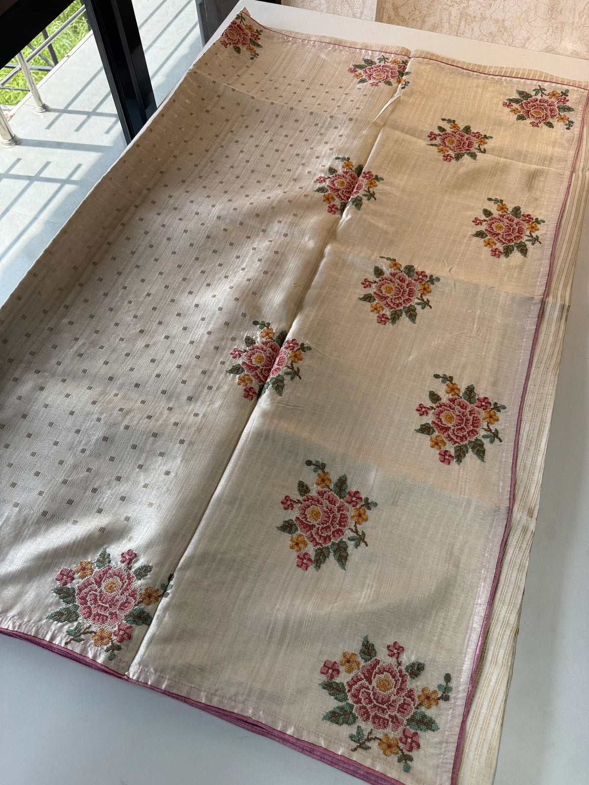 Semi Tussar / 1297
