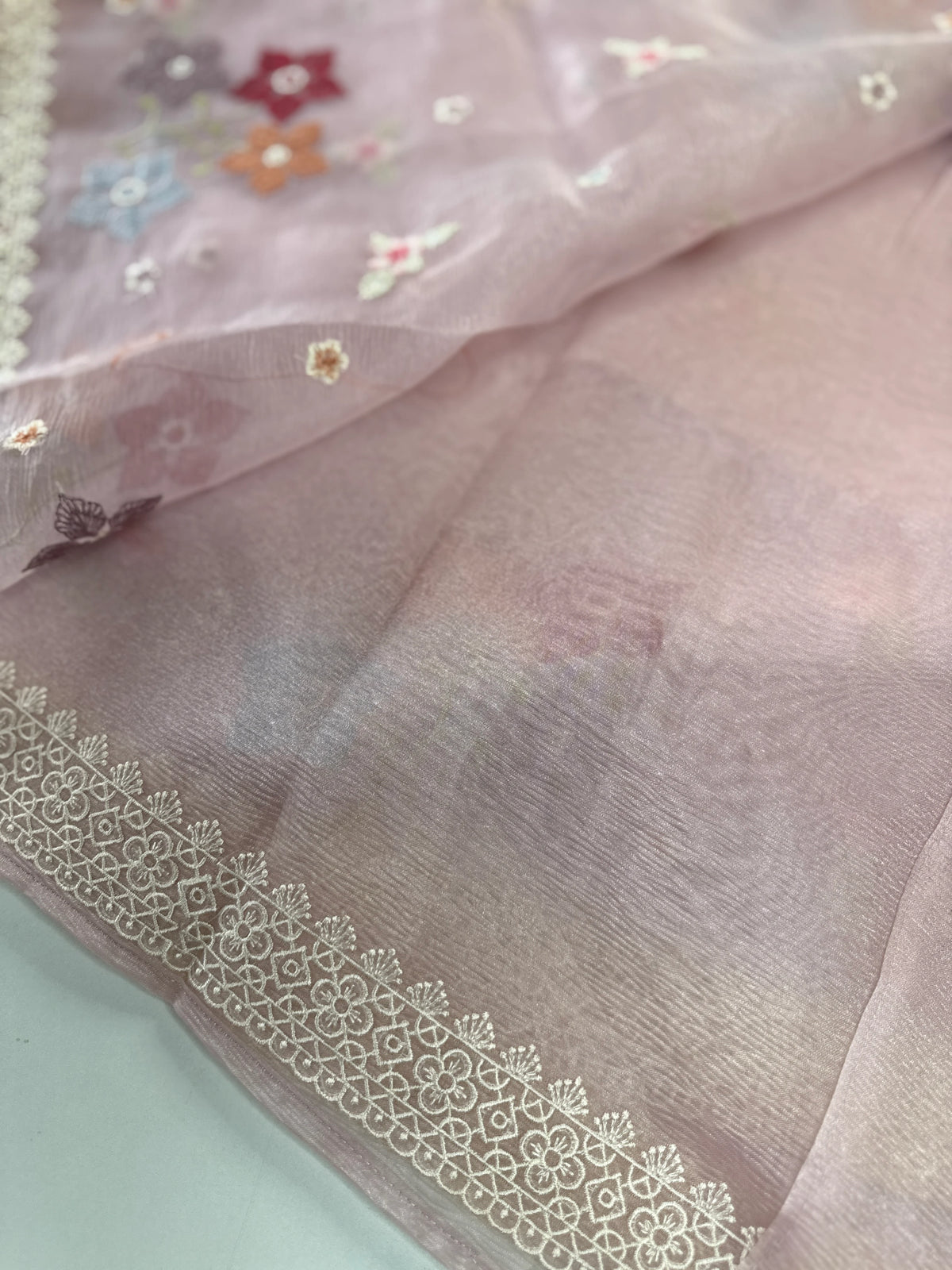 Crushed Tissue Saree/ CW323