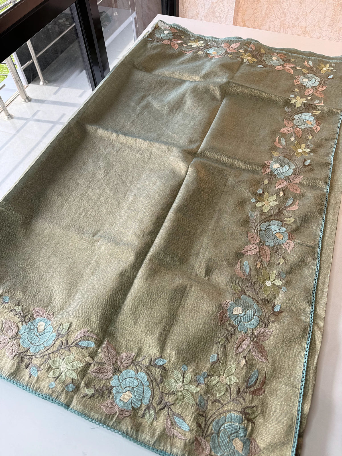 Crushed Tissue /SR179