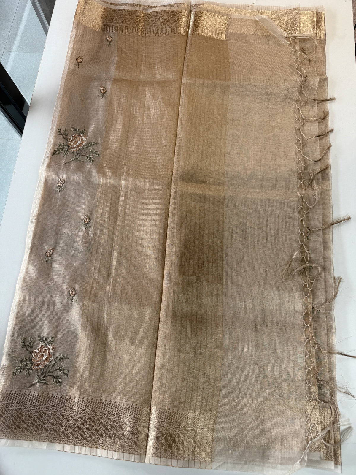 Tissue saree/ 5400