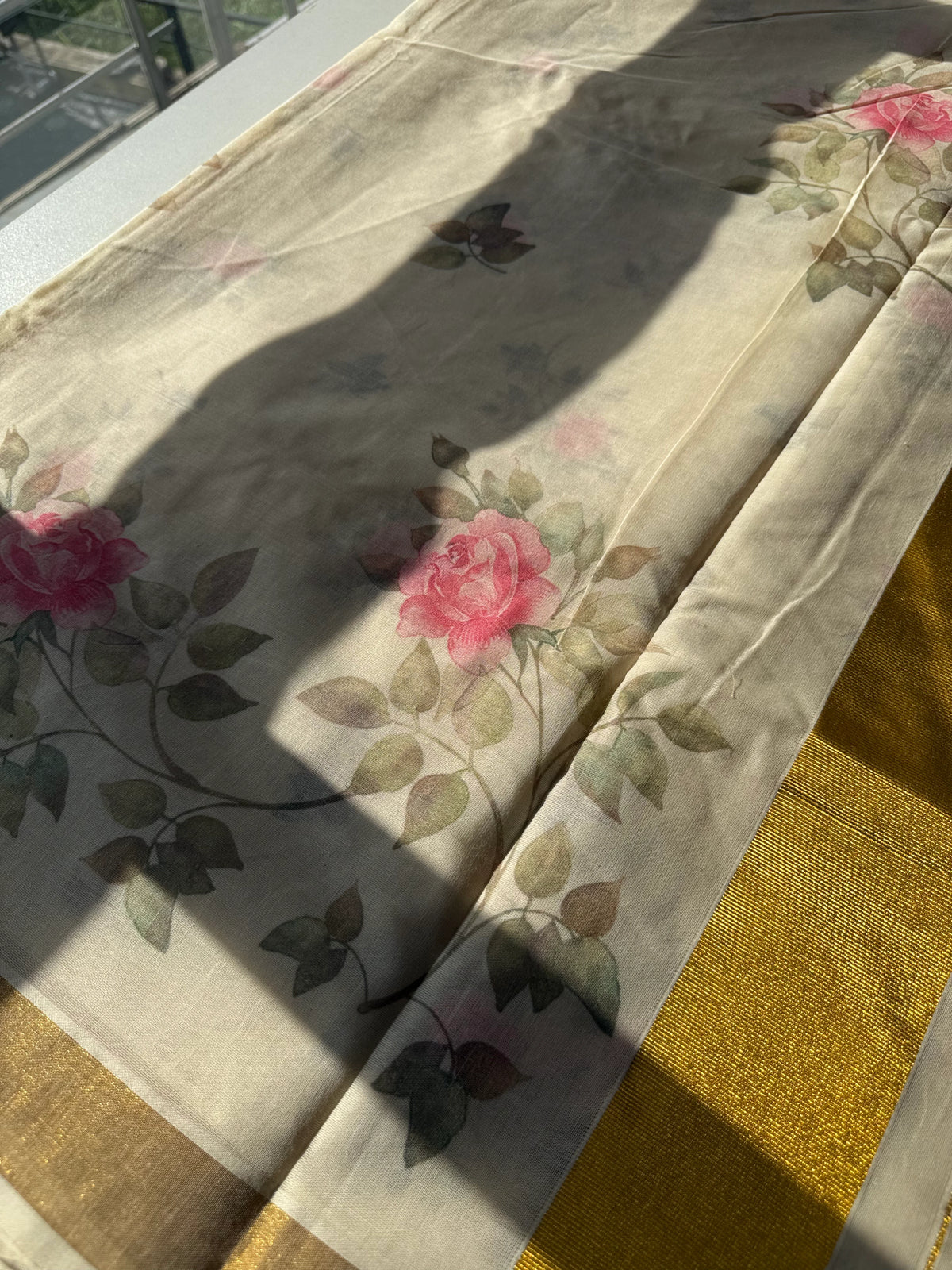 Onam / DG243