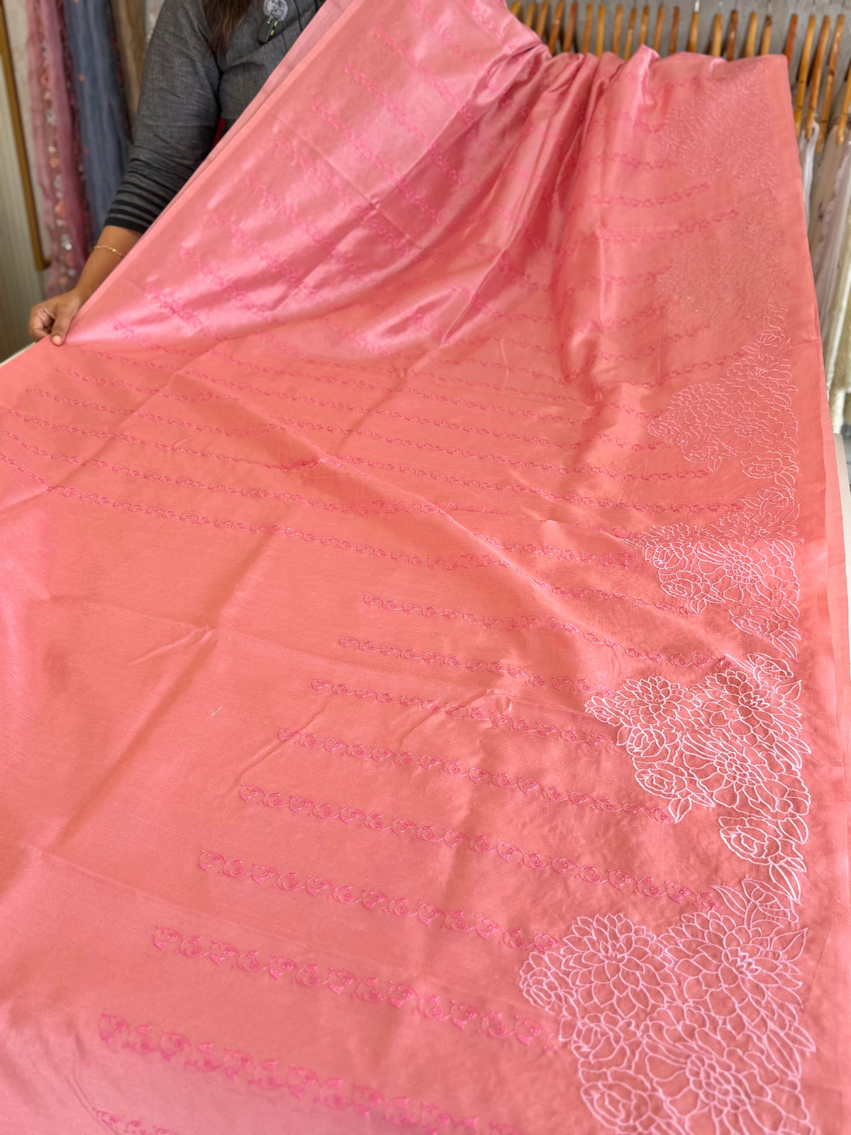 Semi silk finished saree/8065