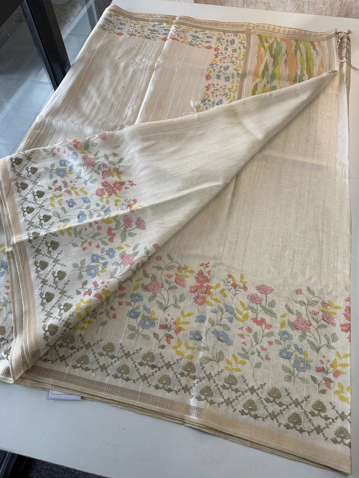 Semi Tussar Silk Saree /MD376