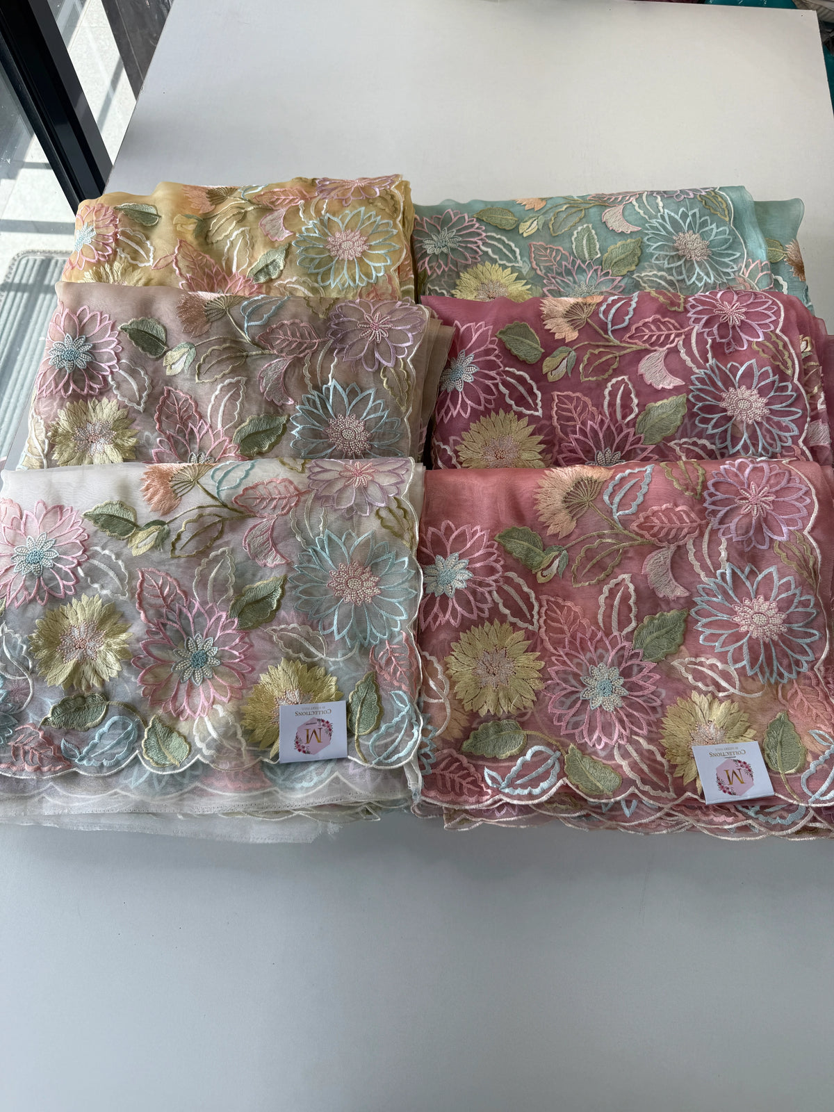 Glass organza Saree/ 155G