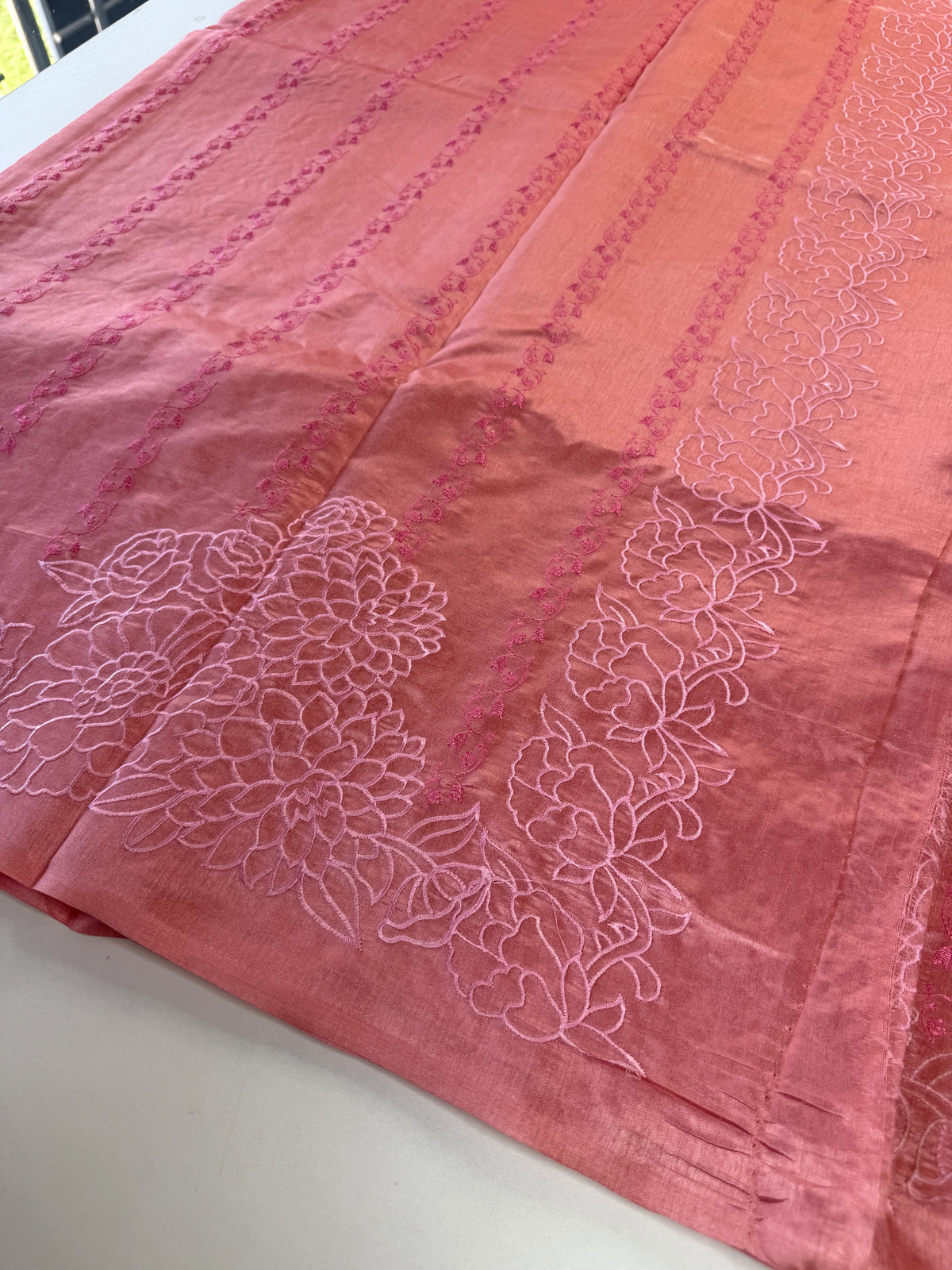 Semi silk finished saree/8065