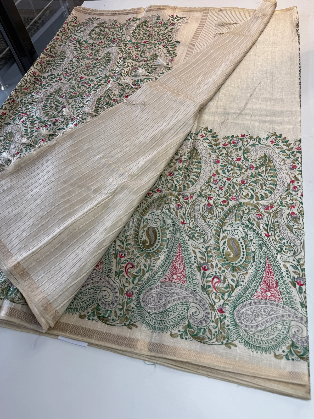 Soft semi Tussar/FG158