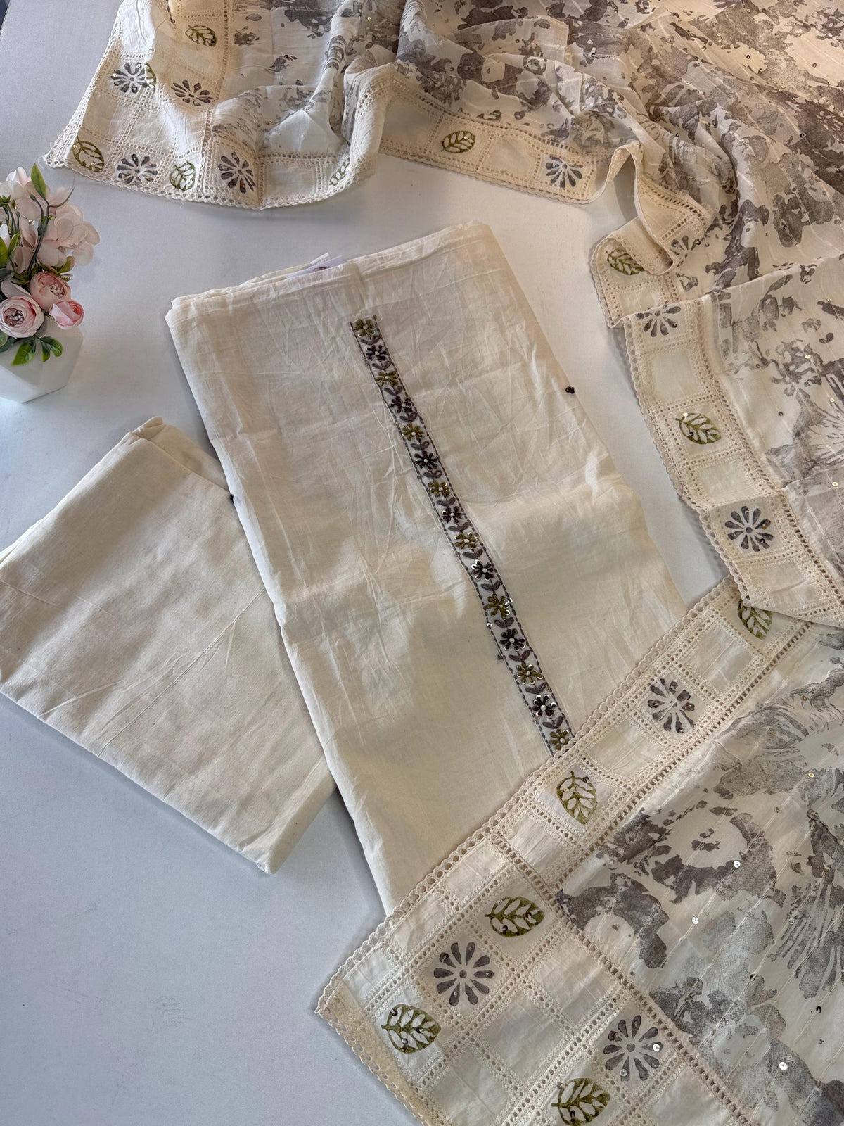 Cotton 3 Pcs Salwar Set / SU1608