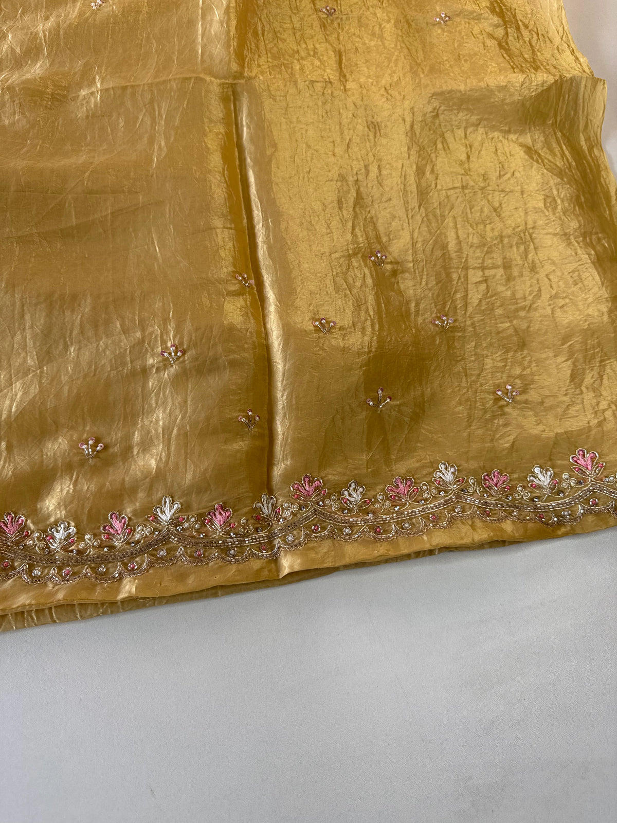 Crushed Oragnza Saree/5991