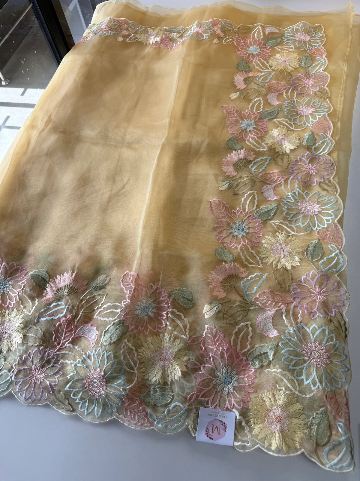Glass organza Saree/ 155G