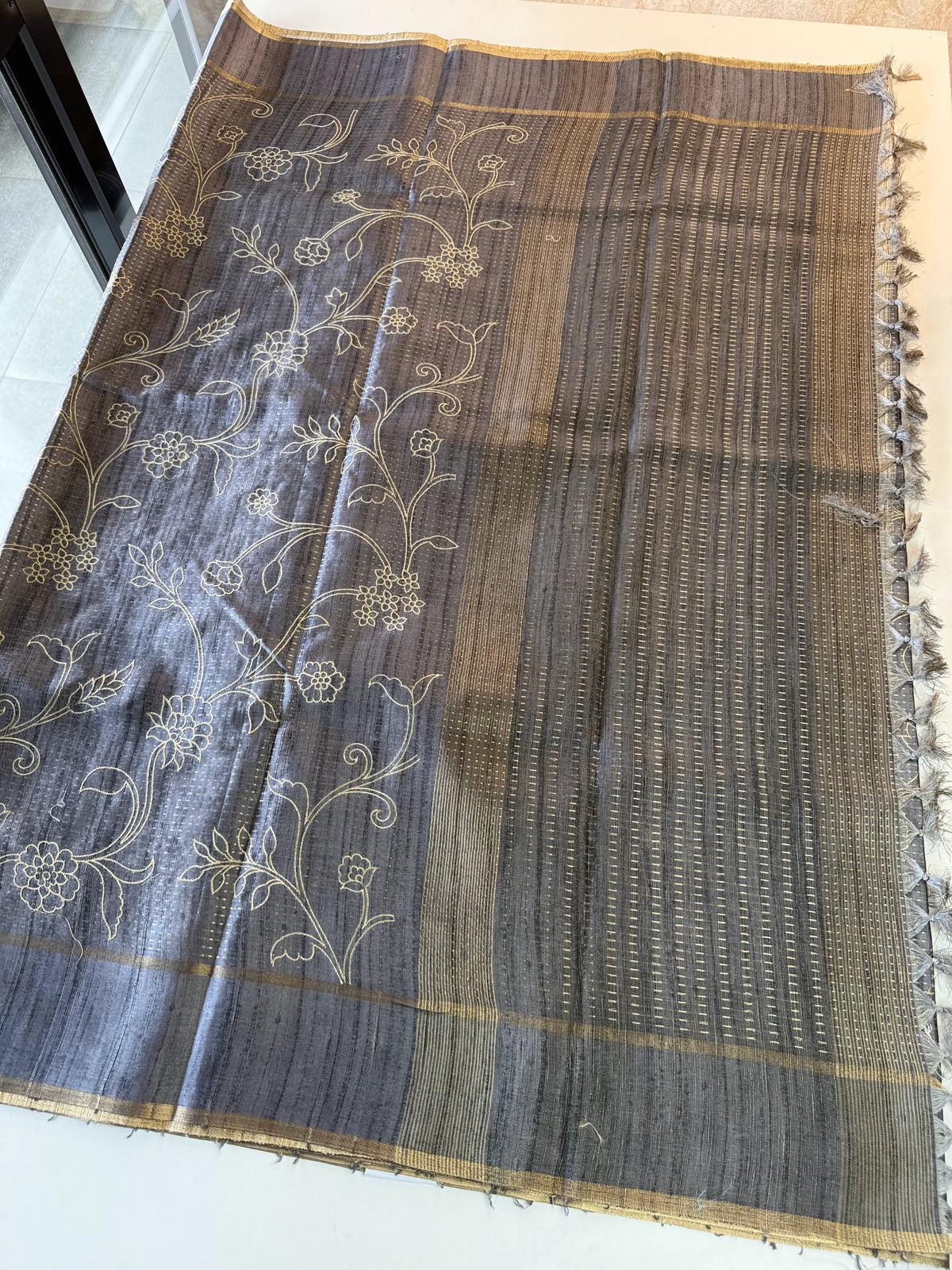 Semi Tussar Saree /MD350