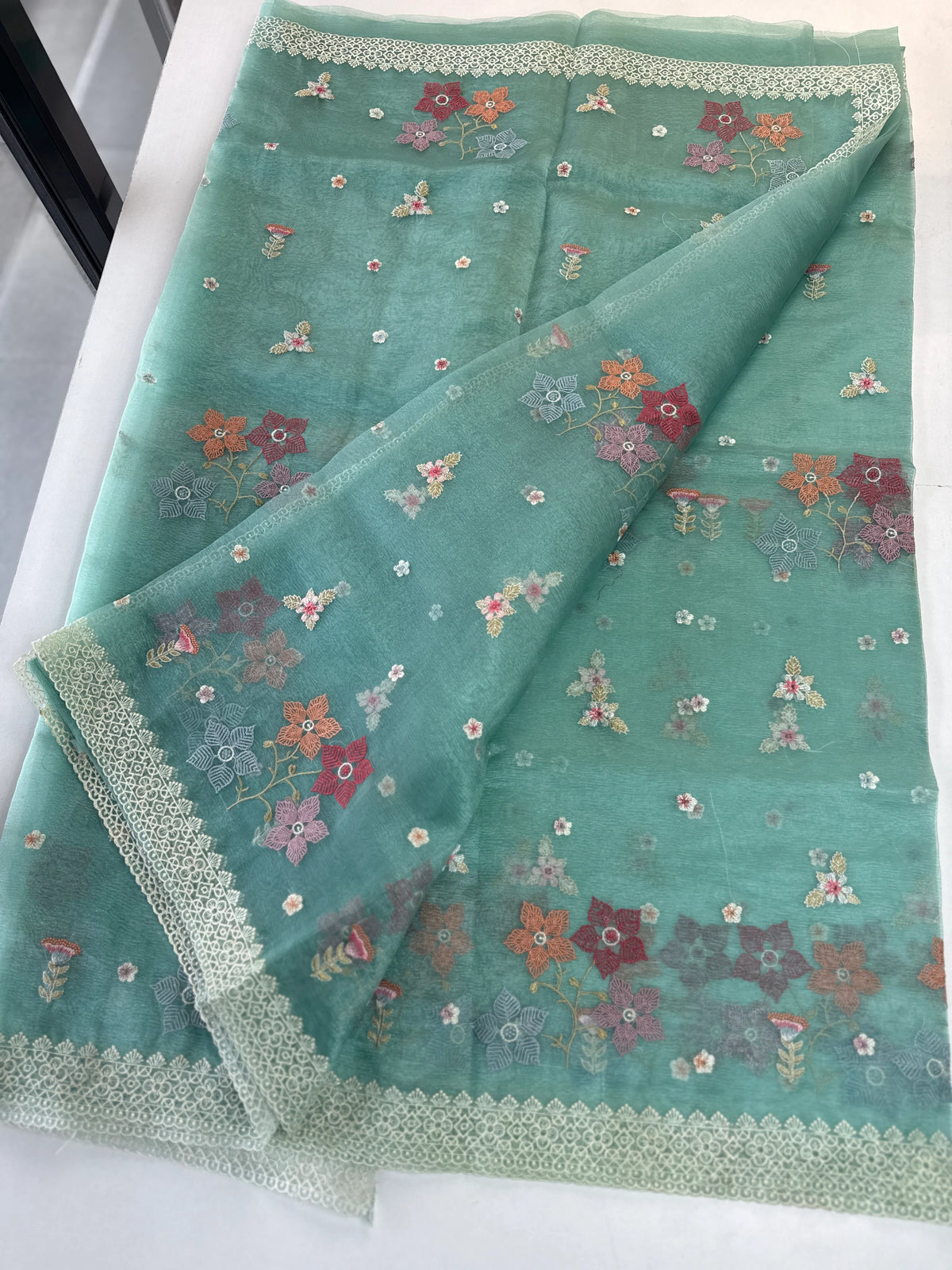 Crushed Tissue Saree/ CW323