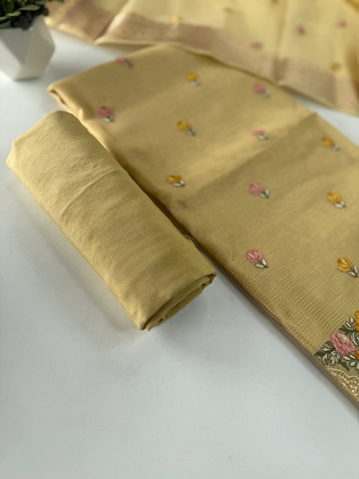 Silky kotta unstitched salwar set / U5821