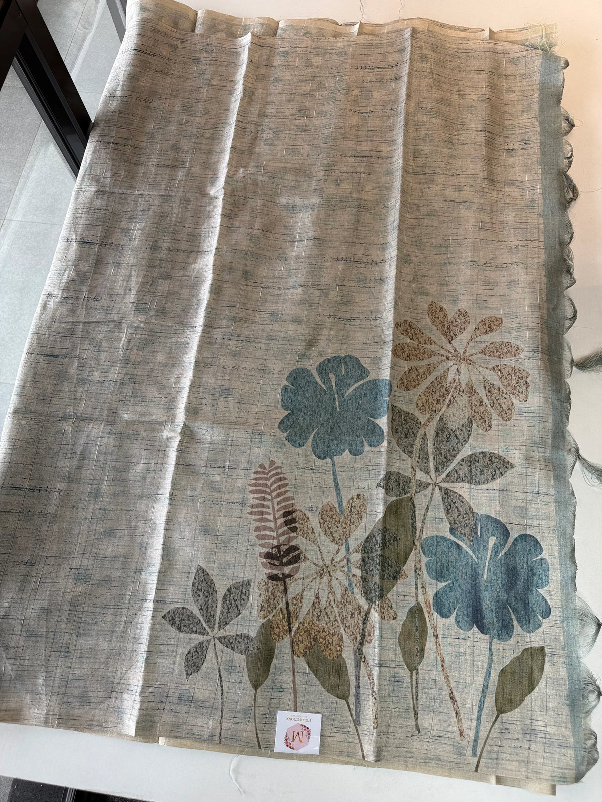 Semi silk saree / S1212